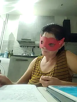 Snapshot of Vagabondainnamorata chatting on November 5, 2025, 4:40 pm Vagabondainnamorata online show from November 5, 2025, 4:40 pm