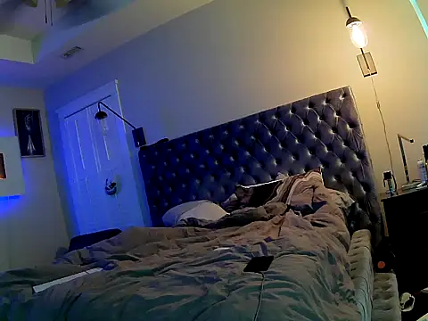 Bignc online show from October 19, 2025, 5:52 am