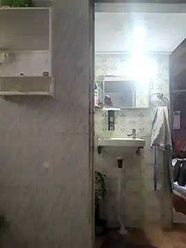 Snapshot of surabhi09 chatting on March 16, 2026, 5:35 am surabhi09 online show from March 16, 2026, 5:35 am