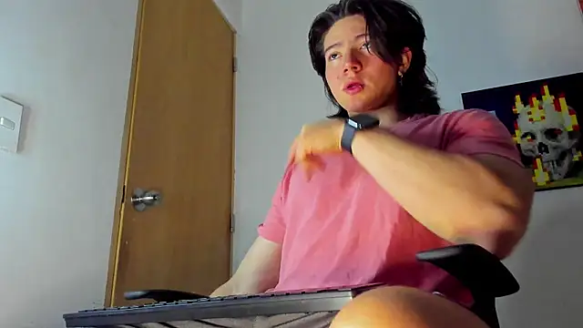 AngelBennet  online show from October 21, 2025, 11:05 pm