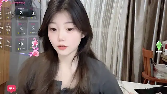 yangyang-1115 online show from February 11, 2025, 9:03 pm