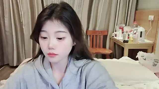 yangyang-1115 online show from February 15, 2025, 4:01 pm