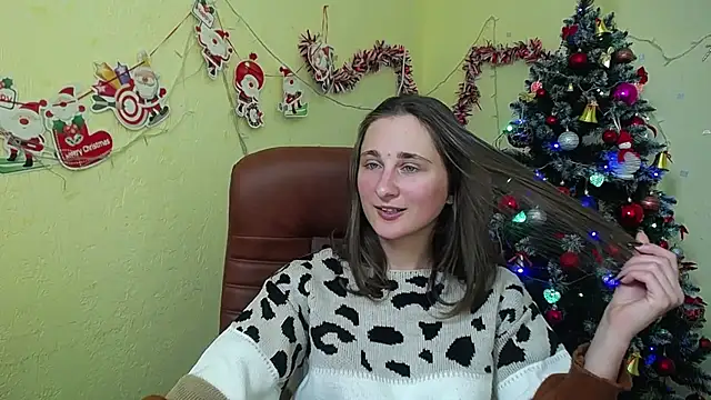 MichelLeee online show from December 17, 2024, 3:17 pm