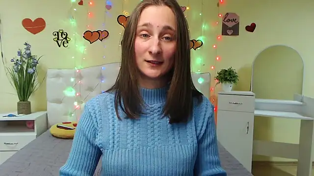 MichelLeee online show from February 17, 2025, 3:20 pm