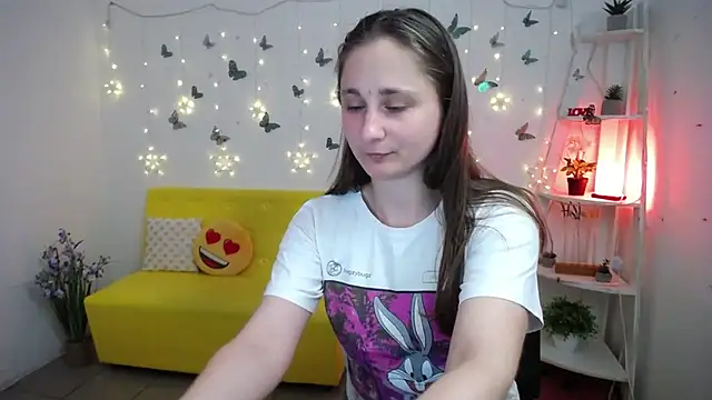 MichelLeee online show from May 6, 2026, 1:16 pm