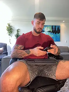 Snapshot of DimitriSullivan_ chatting on March 19, 2026, 1:15 pm DimitriSullivan online show from March 19, 2026, 1:15 pm