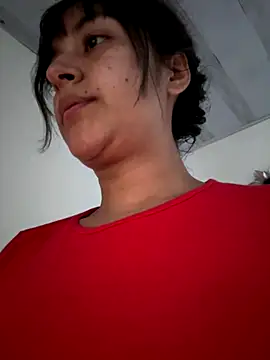 Snapshot of Lady_Rey chatting on October 27, 2025, 8:35 pm Lady Rey online show from October 27, 2025, 8:35 pm