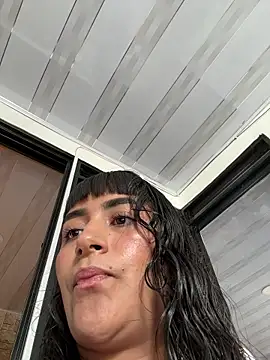 Lady Rey online show from April 29, 2026, 7:42 pm