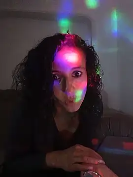 AriannaRussell  online show from June 5, 2026, 12:55 pm