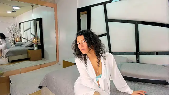 AriannaRussell  online show from August 1, 2026, 1:54 pm
