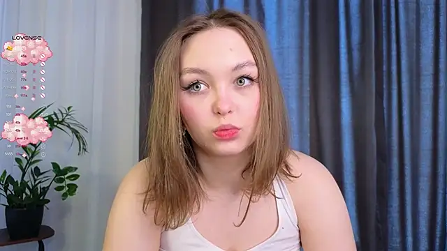 GwendolynFinch online show from March 12, 2025, 7:13 am