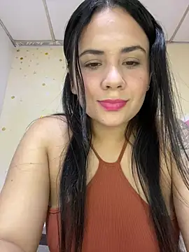 Leyna Kenet online show from May 15, 2026, 2:18 am