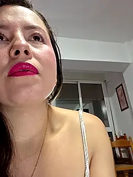 Snapshot of NeredaXxx chatting on September 22, 2025, 8:22 pm NeredaXxx online show from September 22, 2025, 8:22 pm