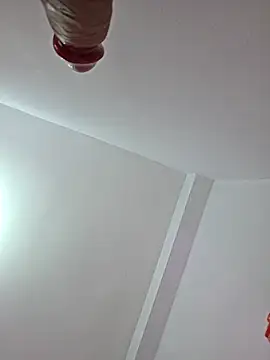 NeredaXxx online show from November 30, 2025, 6:23 pm