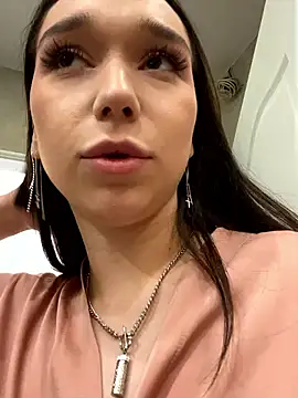 TaylorDavids online show from February 21, 2025, 11:32 pm