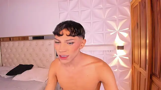im sebaslopez online show from May 8, 2026, 11:26 am