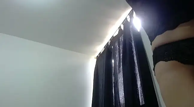 Snapshot of nicolle_milf1978 chatting on February 22, 2025, 3:14 pm nicolle milf1978 online show from February 22, 2025, 3:14 pm