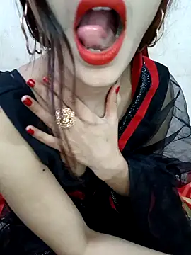 Snapshot of xpihu chatting on February 23, 2025, 6:23 pm xpihu online show from February 23, 2025, 6:23 pm