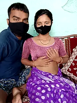 Snapshot of Suhani512 chatting on February 15, 2026, 5:37 am Suhani512 online show from February 15, 2026, 5:37 am