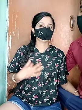 Snapshot of Suhani512 chatting on February 16, 2026, 5:47 am Suhani512 online show from February 16, 2026, 5:47 am