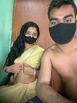 Snapshot of Suhani512 chatting on March 28, 2026, 4:01 am Suhani512 online show from March 28, 2026, 4:01 am