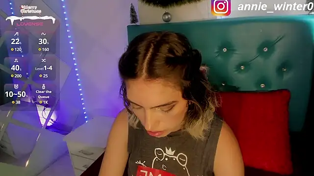 Annie  winter online show from December 22, 2024, 8:47 pm