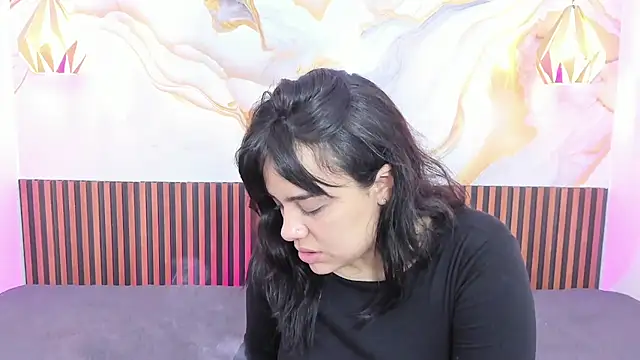 Snapshot of MelissaGilll chatting on October 16, 2025, 7:37 pm MelissaGilll online show from October 16, 2025, 7:37 pm