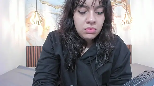 MelissaGilll online show from December 2, 2025, 7:20 pm