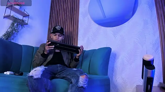 Jeffry wolvess online show from February 12, 2026, 12:00 pm