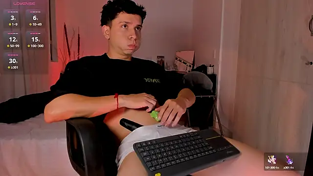 NathanGreyX online show from December 27, 2024, 6:35 am