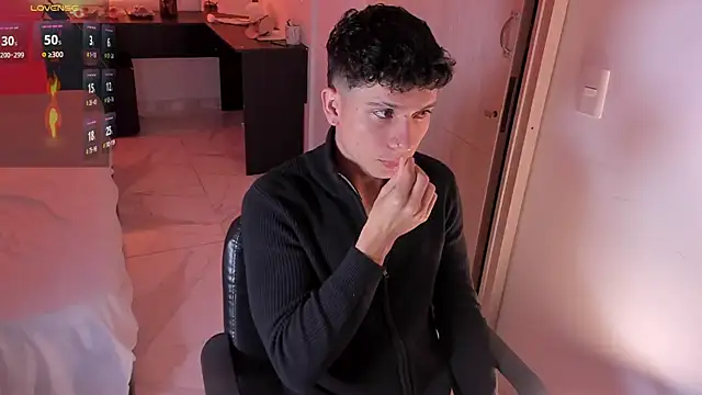NathanGreyX online show from January 24, 2025, 9:06 am