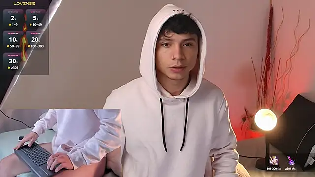 NathanGreyX online show from February 11, 2025, 11:54 am