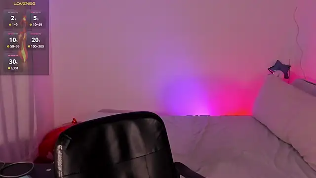 NathanGreyX online show from February 18, 2025, 11:33 am