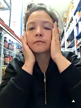 Snapshot of nidia2026 chatting on January 23, 2025, 1:35 pm nidia2026 online show from January 23, 2025, 1:35 pm