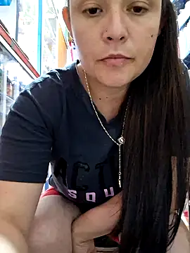 Snapshot of nidia2026 chatting on January 27, 2025, 8:17 pm nidia2026 online show from January 27, 2025, 8:17 pm