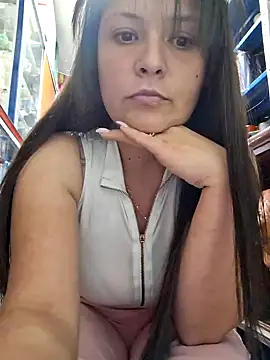 Snapshot of nidia2026 chatting on February 6, 2025, 10:53 pm nidia2026 online show from February 6, 2025, 10:53 pm