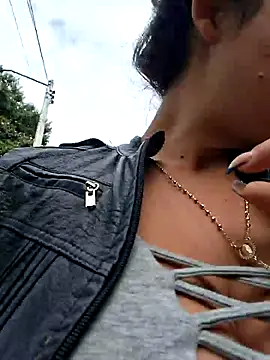 Snapshot of nidia2026 chatting on March 5, 2025, 12:55 pm nidia2026 online show from March 5, 2025, 12:55 pm