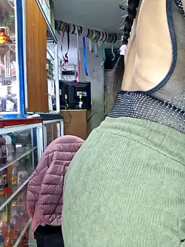 Snapshot of nidia2026 chatting on September 8, 2025, 4:06 pm nidia2026 online show from September 8, 2025, 4:06 pm