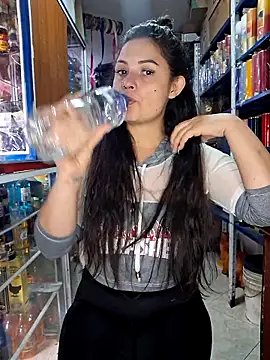 Snapshot of nidia2026 chatting on September 29, 2025, 4:34 pm nidia2026 online show from September 29, 2025, 4:34 pm