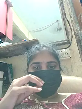 ammullu456 online show from April 23, 2026, 6:21 pm