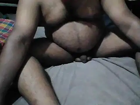 Snapshot of Dickiey chatting on December 5, 2024, 5:39 pm Dickiey online show from December 5, 2024, 5:39 pm