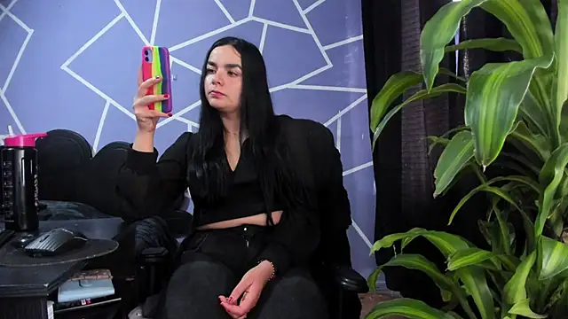 Snapshot of thakytona chatting on September 30, 2025, 9:42 pm thakytona online show from September 30, 2025, 9:42 pm