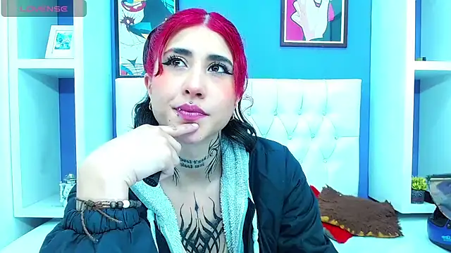 aliss-diaz online show from March 18, 2025, 8:26 pm