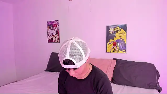 crushnier online show from December 19, 2024, 5:18 pm