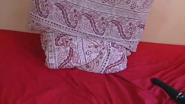 SexyEbonyPlaygirl online show from December 15, 2025, 3:16 pm