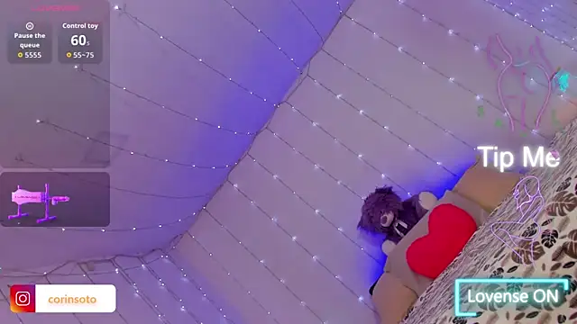 corinmasterx online show from September 25, 2025, 8:01 pm