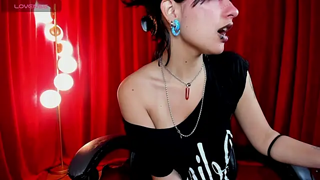lilith hart online show from January 31, 2025, 5:09 am