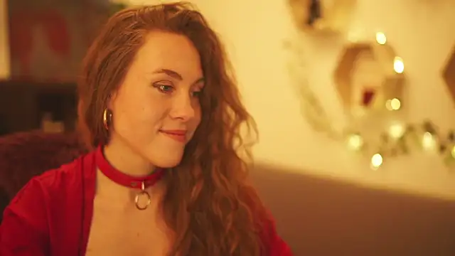 Snapshot of Berberis__Silene chatting on December 14, 2024, 7:36 pm Berberis  Silene online show from December 14, 2024, 7:36 pm