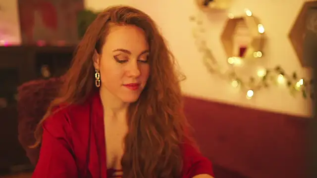 Snapshot of Berberis__Silene chatting on December 25, 2024, 7:45 pm Berberis  Silene online show from December 25, 2024, 7:45 pm