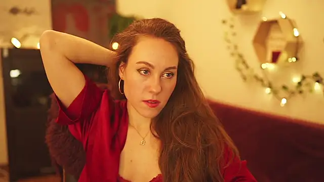 Snapshot of Berberis__Silene chatting on December 28, 2024, 5:57 pm Berberis  Silene online show from December 28, 2024, 5:57 pm